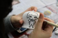 可愛い似顔絵を書く