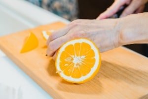 刃物を使う